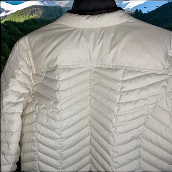 Eddie Bauer Goose Down Quilted Jacket ~ LIKE NEW ~      size Small - Picture 7 of 12
